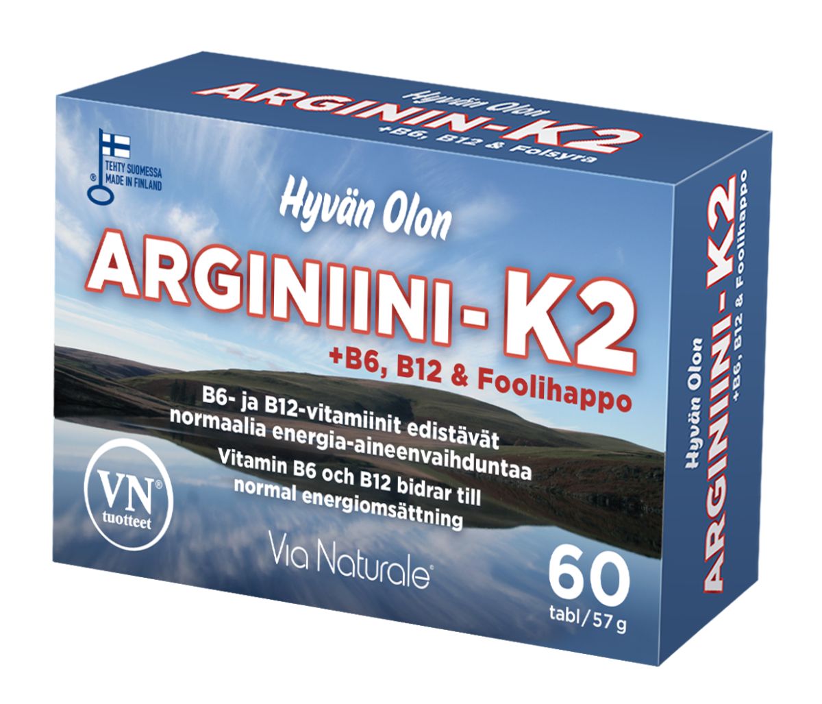 Blaue Schachtel Via Naturale Arginin & Vitamin K2 Nahrungsergänzungsmittel mit 60 Tabletten mit Arginin und den Vitaminen B6, B12, Folsäure und K2 zur Unterstützung von Homocystein; Verpackung auf Finnisch und Schwedisch.