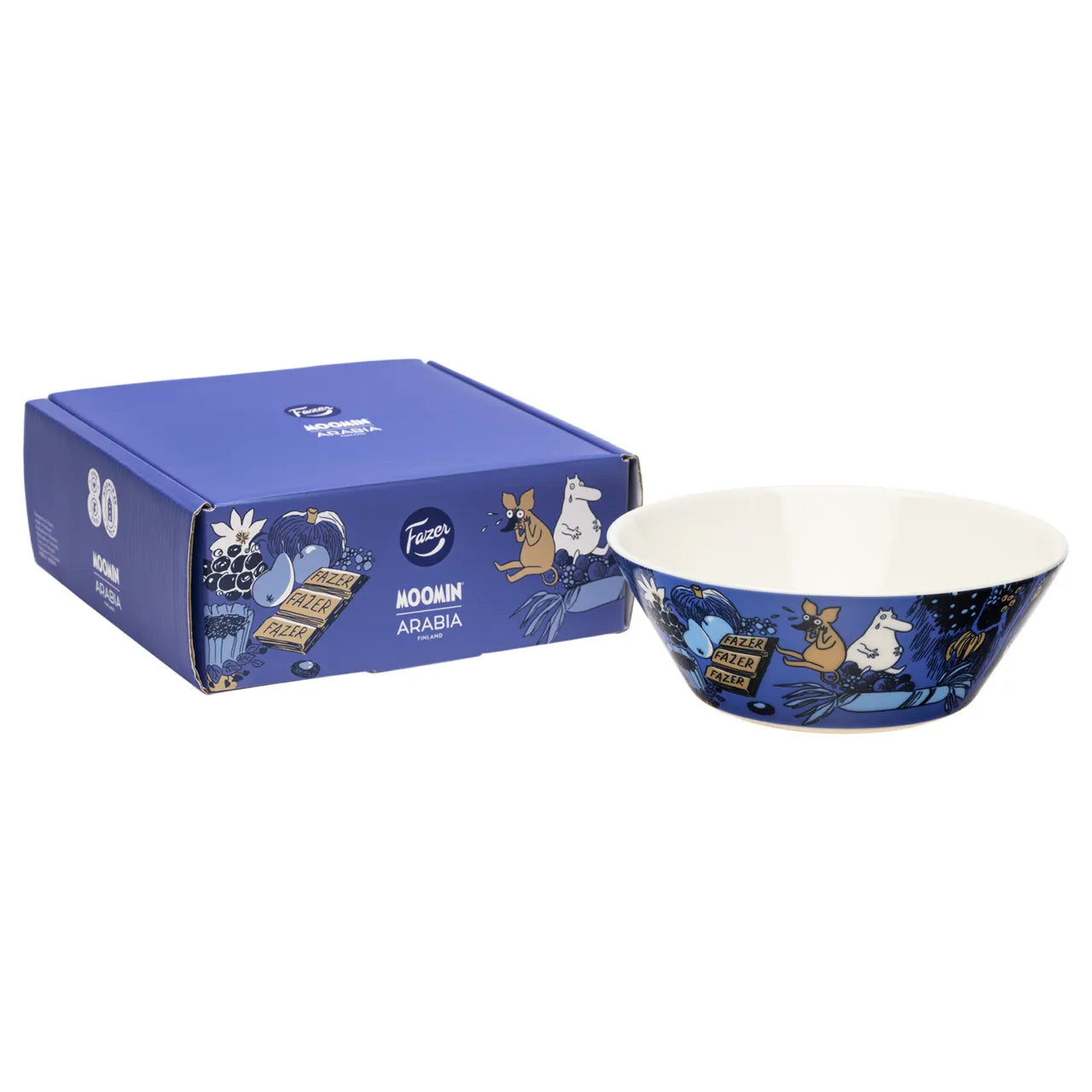 Die Fazer x Moomin 80 Year Anniversary Box besteht aus einer blauen Festschale mit verspielten Moomin-Figuren und goldenen Akzenten und eignet sich ideal zum Servieren von Leckereien wie Fazer Milchschokolade â ein perfektes SammlerstĂŒck fĂŒr Fans.