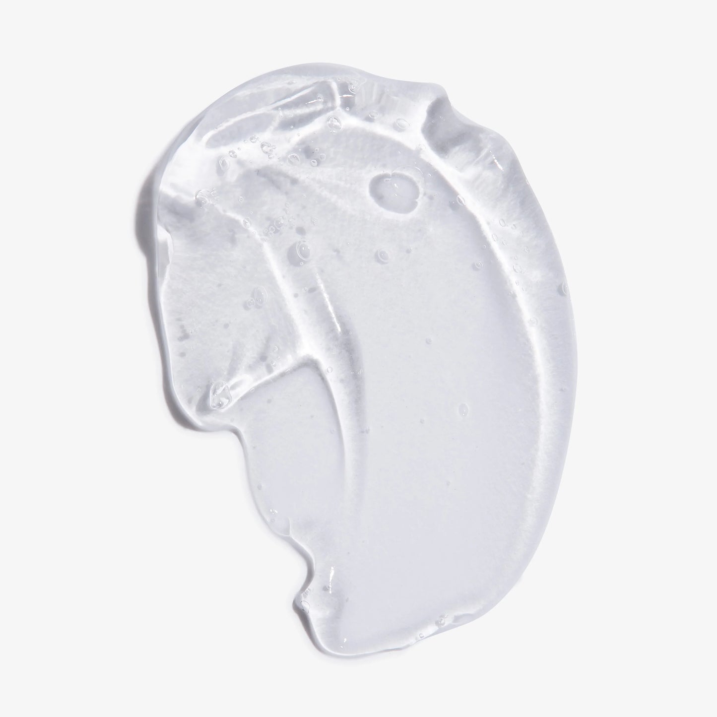 Lumene Nordic Hydra Purity Dew Drops Hydrating Eye Gel ist ein klares, leicht dickflüssiges Gel mit einer geschmeidigen Textur und kleinen Luftbläschen. Es enthält Hyaluronsäure, hilft Schwellungen zu reduzieren und spendet der Augenpartie Feuchtigkeit. Abgebildet in einem ungleichmäßigen Oval auf einem weißen Hintergrund.