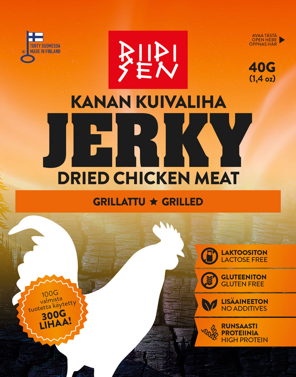 Eine Packung Riipisen Chicken Jerky Grilled zeigt eine Hühnersilhouette, zweisprachige finnisch-englische Produktinformationen und Symbole, die darauf hinweisen, dass dieser proteinreiche Snack laktosefrei, glutenfrei und köstlich gegrillt ist.