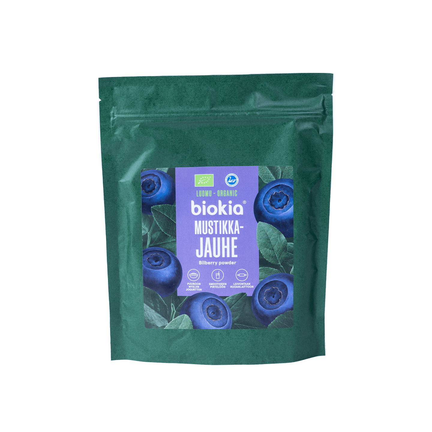 Ein grüner, wiederverschließbarer Beutel mit Biokia Bio-Blaubeerpulver von Biokia, hergestellt aus finnischen Wildbeeren, mit einem Etikett mit Blaubeerbildern und Text in Finnisch und Englisch.
