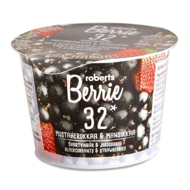 Der Roberts Berrie Blackcurrant & Strawberry Snack ist mit Beerenbildern auf der Verpackung und mehrsprachiger Produktinformation versehen. Dieser Saft aus ganzen Beeren ist reich an Vitamin C.