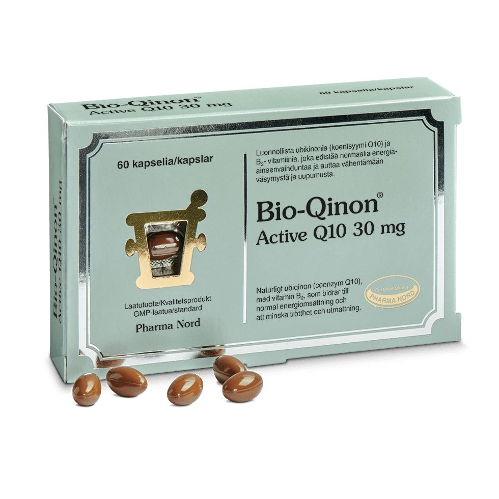 Abgebildet ist eine grüne Schachtel von Pharma Nord's Bio-Qinon Q10, 30 mg Nahrungsergänzungsmittel (60 Kapseln), mit braunen Coenzym Q10-Kapseln davor. Auf der Verpackung steht finnischer und schwedischer Text.